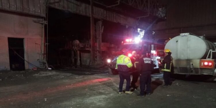 No se descarta que el número de muertos ascienda conforme avanzan los trabajos de retiro de escombros en el lugar.