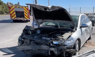 Un choque violento en la colonia Hidalgo deja dos vehículos destrozados, y el alcohol podría haber sido un factor en el accidente.