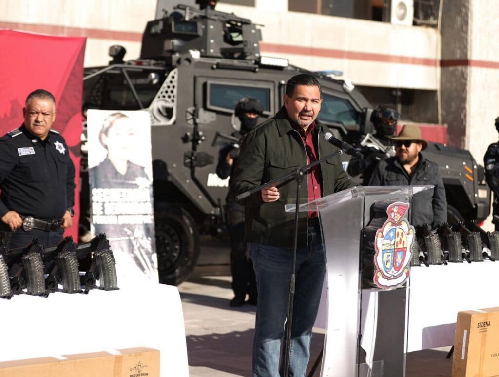 Ciudad Juárez refuerza la seguridad con la entrega de 1,445 armas largas a la SSPM
