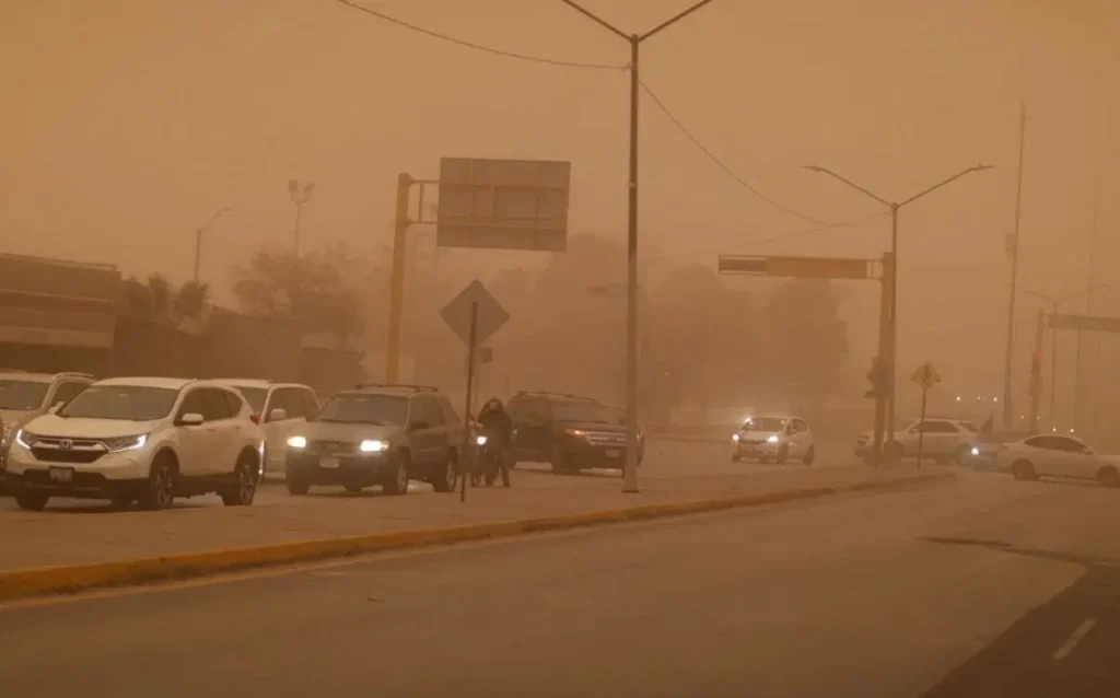 Ráfagas de hasta 60 km/h y posibles tolvaneras durante la mañana y la tarde