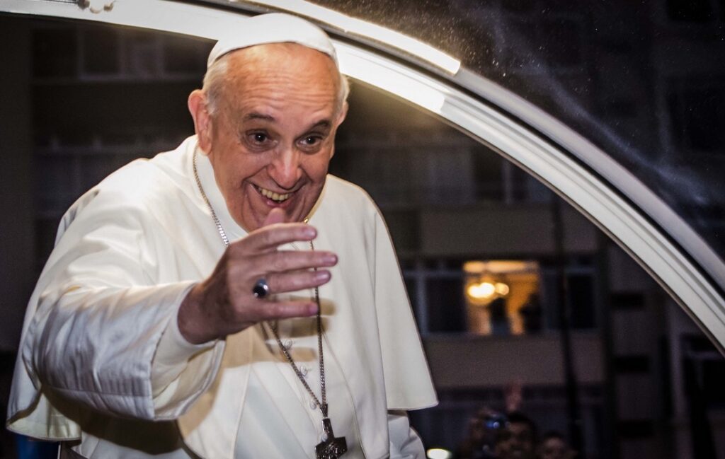 Su médico personal, Sergio Alfieri, narra cómo el pontífice pasó sus últimas horas en el Vaticano, tras sufrir un derrame cerebral