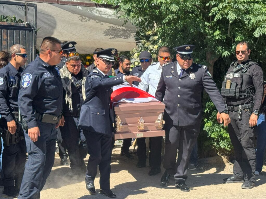 Cientos de policías estatales rindieron homenaje solemne en Ciudad Juárez