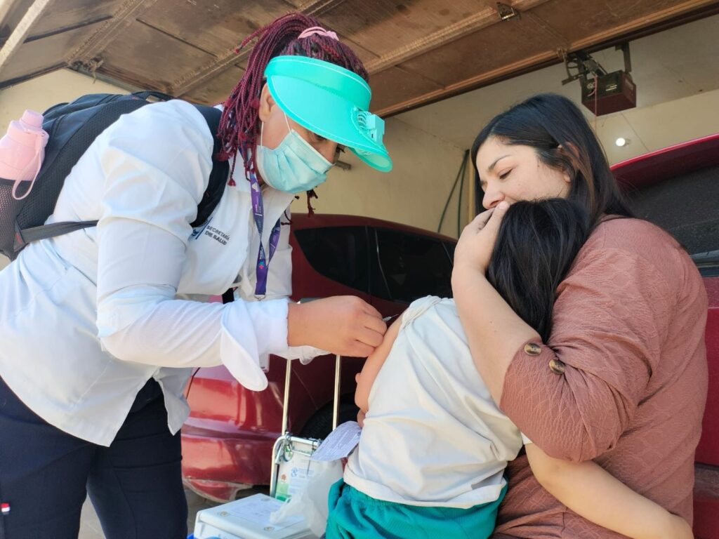 Refuerzan vacunación y vigilancia epidemiológica en todo el estado