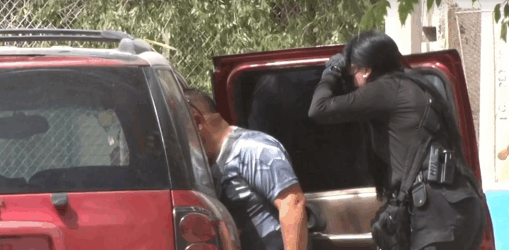 El vehículo llevaba dos días en el lugar; suman 14 homicidios en lo que va de mayo en Ciudad Juárez