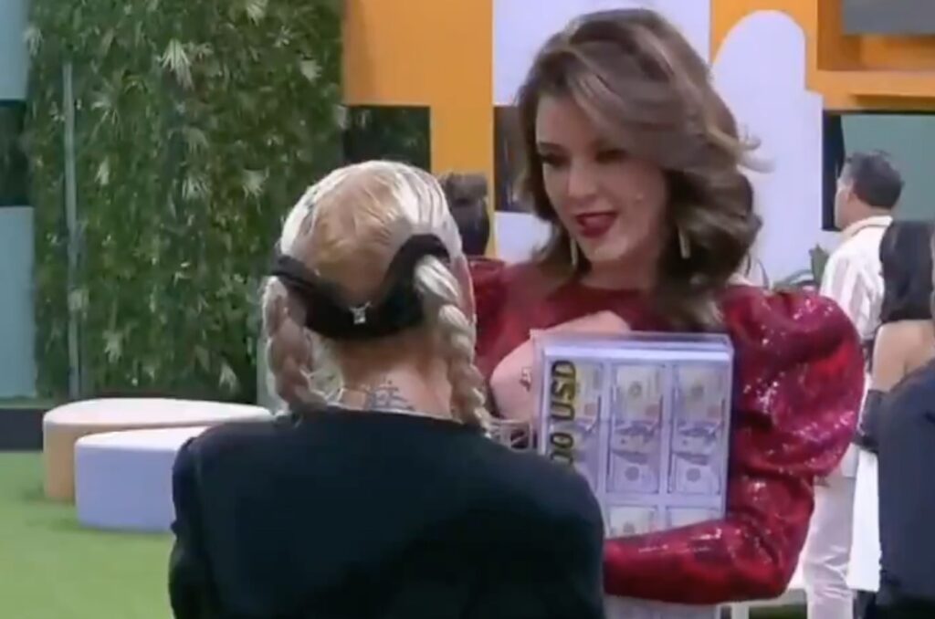 La exMiss Universo entró con el maletín del segundo lugar, pero su llegada encendió la tensión en el reality de Telemundo