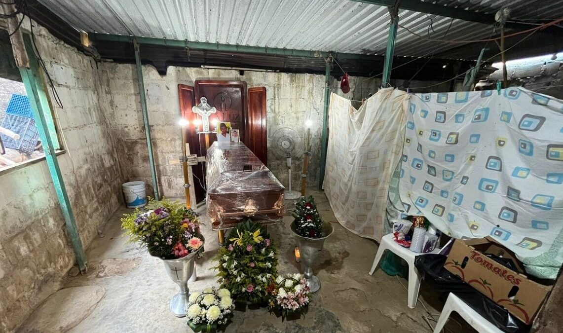 Abuelita lavaba y planchaba ajeno para sobrevivir; fue decapitada por su vecino
