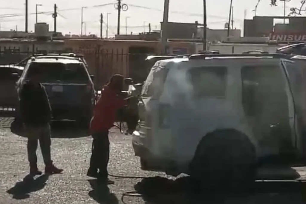 Fue sorprendido realizando trabajos con aerosol al aire libre; autoridades aplican fuerte sanción por falta ecológica
