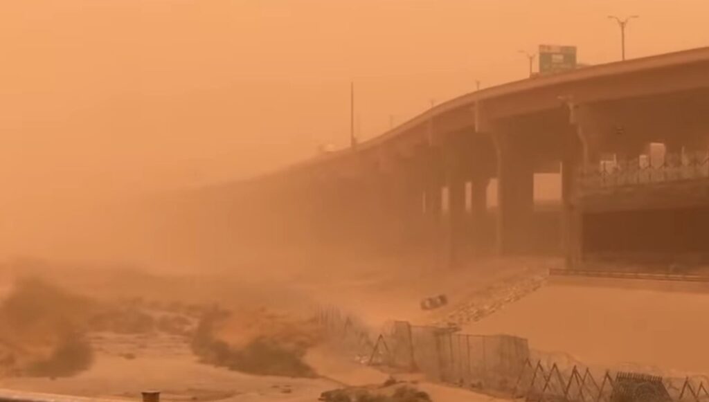 Protección Civil alerta sobre tolvaneras en carreteras y posibilidad de granizo y aguanieve en zonas altas