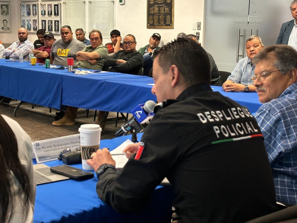 La SSPE se reunió con empresarios del sector para fortalecer coordinación y combatir delitos como robo de vehículos y asaltos