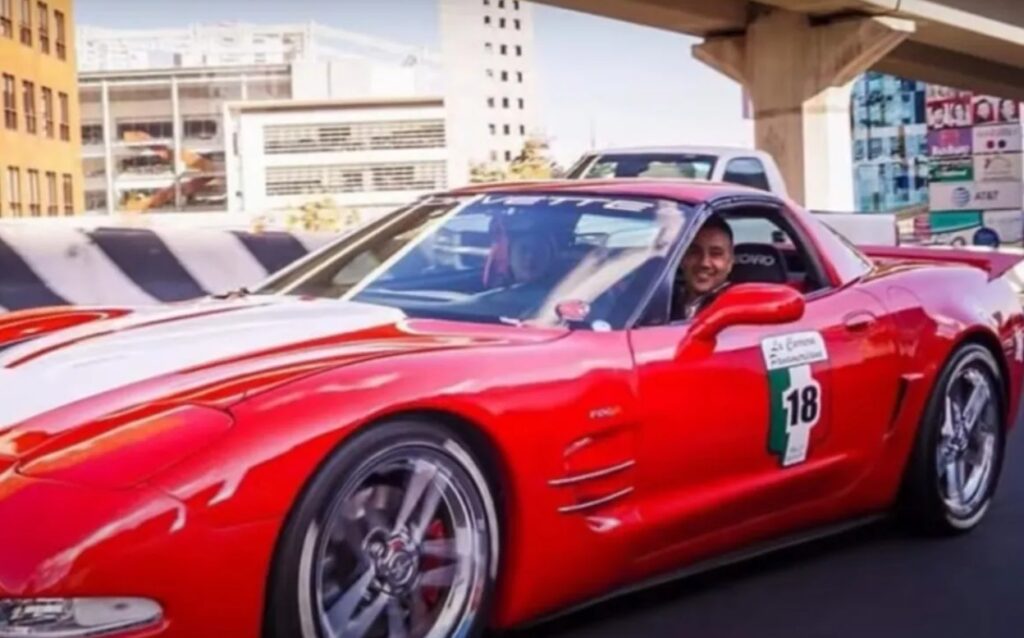 El creador de contenido automotriz fue herido en el cuello tras resistirse al robo; el agresor fue detenido