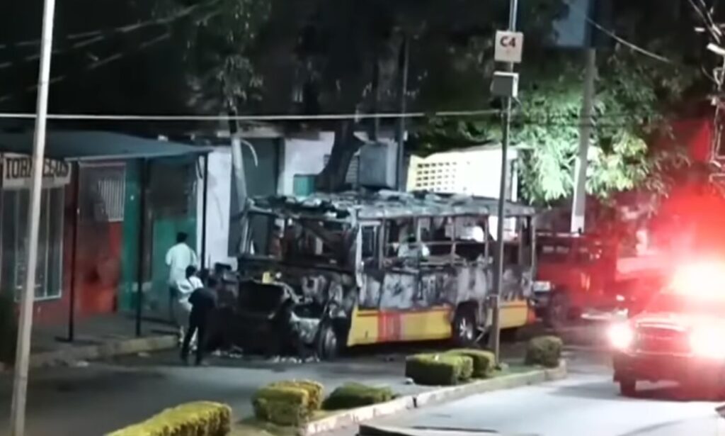 Autoridades investigan posible pugna entre grupos criminales tras violento fin de semana en Guerrero