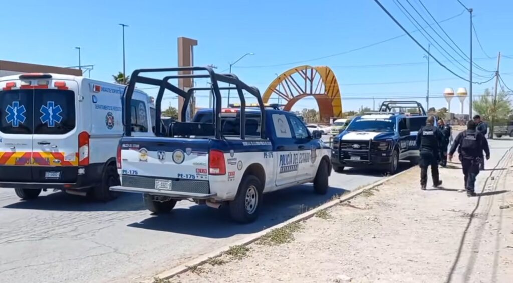 La víctima fue localizada en un lote baldío con lesiones en la cabeza; autoridades ya investigan el caso.