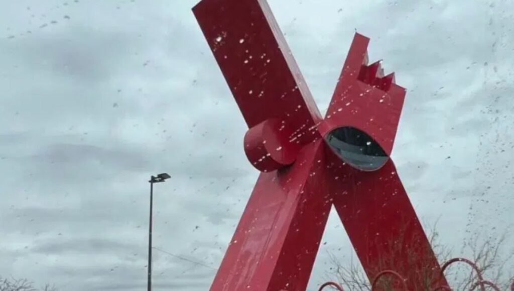 Se prevé precipitación ligera a moderada, pero también existe riesgo de descargas eléctricas, viento fuerte y granizo