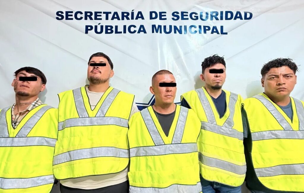 Capturan a cinco hombres con armas de fuego y 76 dosis de cocaína en Ciudad Juárez