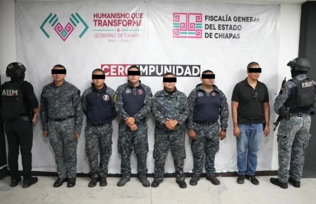 Arrestan a 6 policías en Chiapas por torturar a joven; otros 59 son detenidos por presuntos vínculos con el crimen organizado