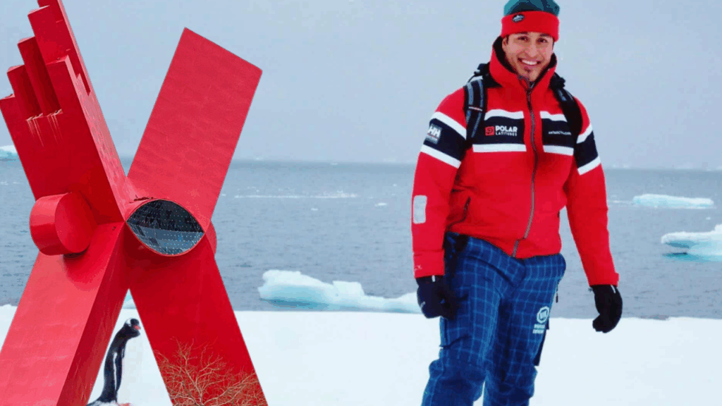 Eduardo Durán, el juarense que ha recorrido 138 países y promueve la imagen de Ciudad Juárez en el mundo