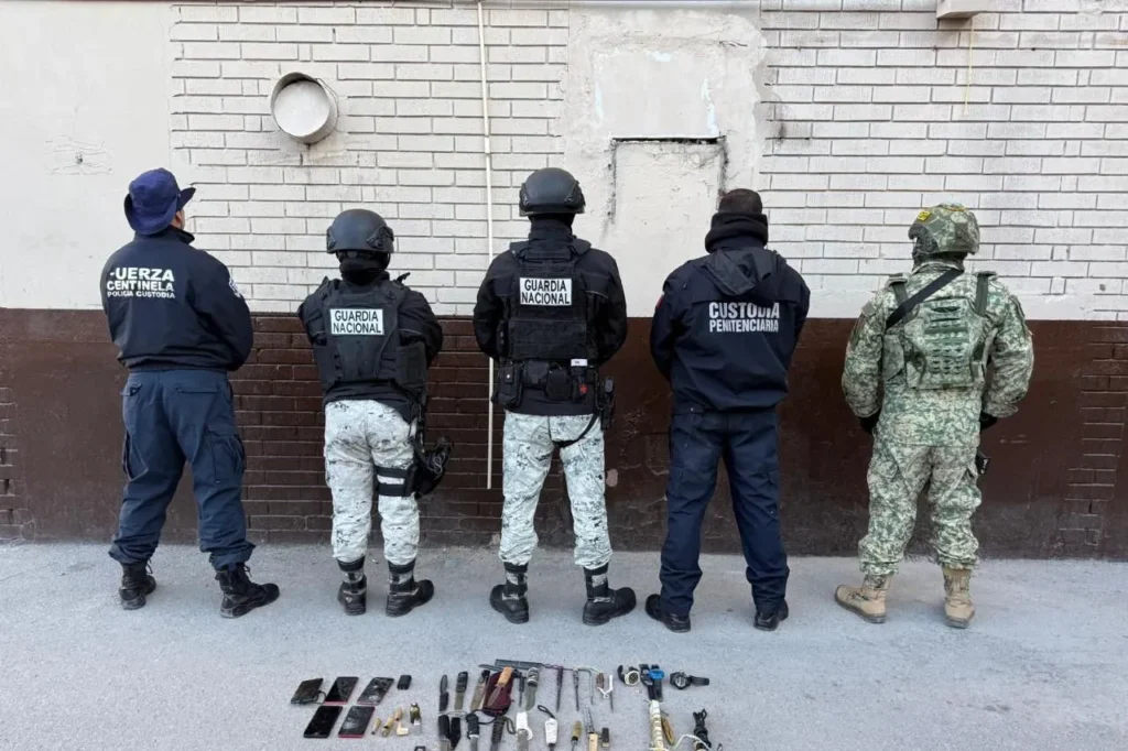 Aseguran celulares, relojes y puntas hechizas durante operativo sorpresa en el Cereso No. 3