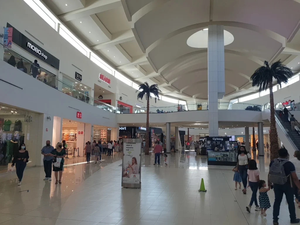 La tienda internacional que abrirá en Las Misiones será Sfera, la marca española de moda que llega a Juárez con ropa para toda la familia