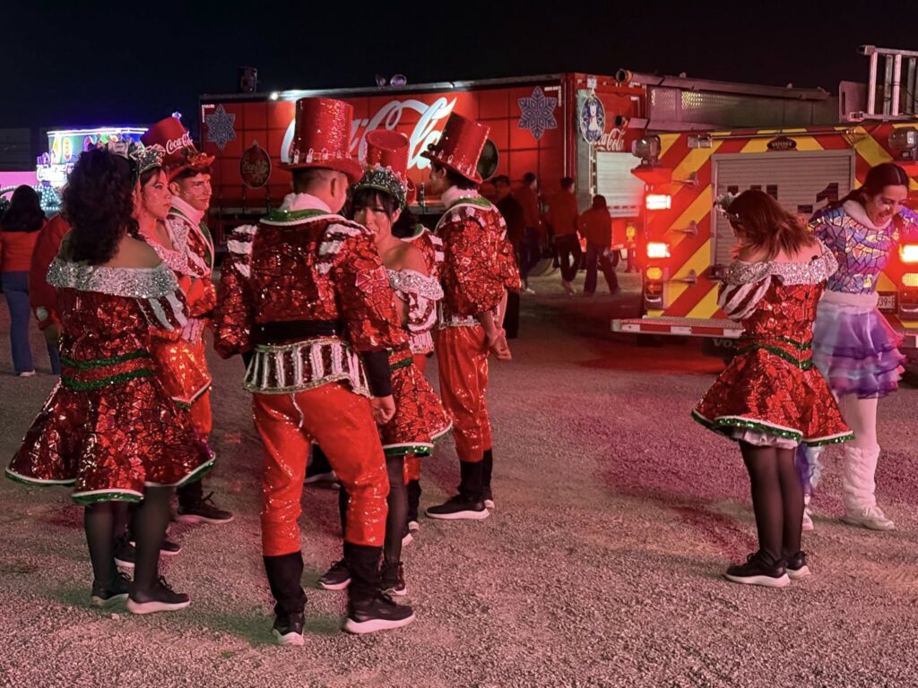 Más de 185 mil juarenses disfrutaron del tradicional desfile navideño; autoridades destacan operativo exitoso