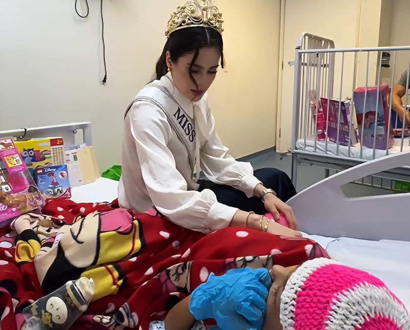La Miss Universo 2025 encabezó su tradicional colecta en beneficio de menores atendidos en el Hospital del Niño