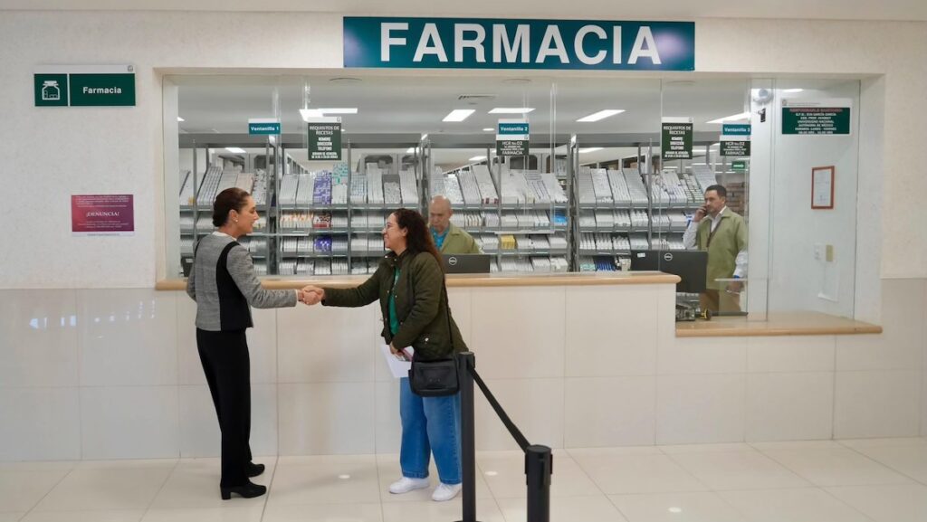 El instituto afirma que sí hay abasto de medicamentos y responde a críticas tras la visita de Claudia Sheinbaum