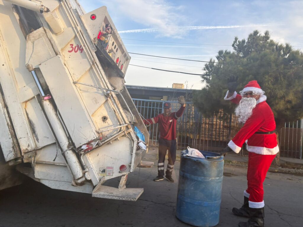 Trabajando con espíritu navideño para una ciudad más limpia