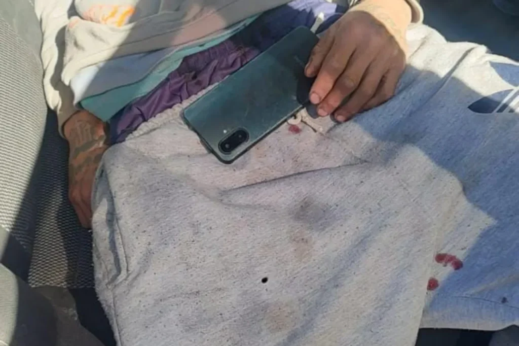 Un hombre de 36 años resultó con múltiples heridas tras ser atacado con arma blanca; el agresor huyó del lugar.