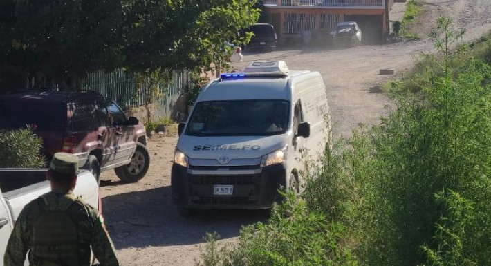 Localizan cu3rp0 encob1jado en arroyo cerca del panteón Colinas 1
