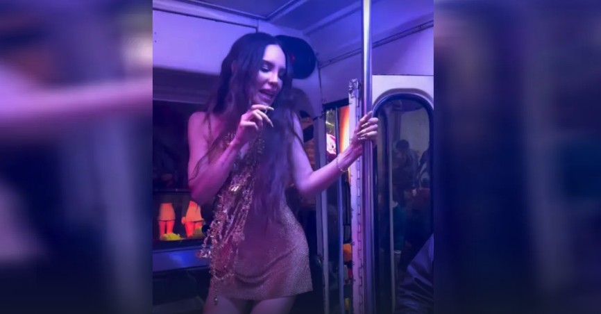 “Carteras y celulares”: Belinda sorprende con broma en transporte público 1