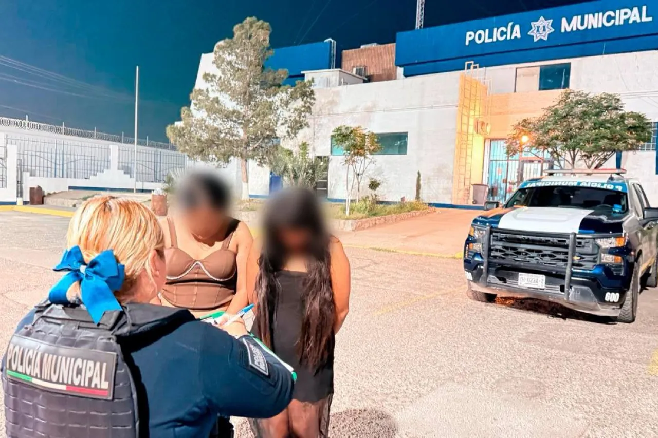 Llegaron de Torreón y las abandonaron; rescatan a 2 jóvenes en Ciudad Juárez 1