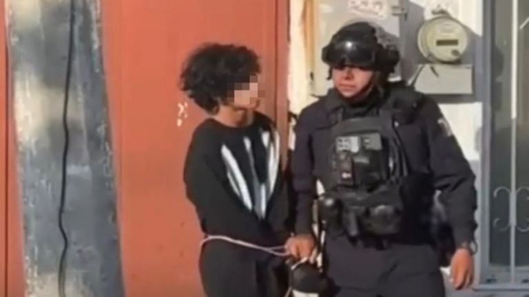 Alumno de 15 años mata a dos maestras en Michoacán; investigan mensajes previos en redes