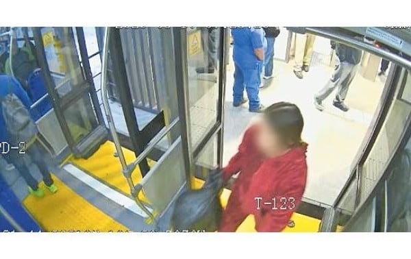 El recorrido del ho.rror: así trasladaron el cuerpo de Eitan en bolsa negra 3