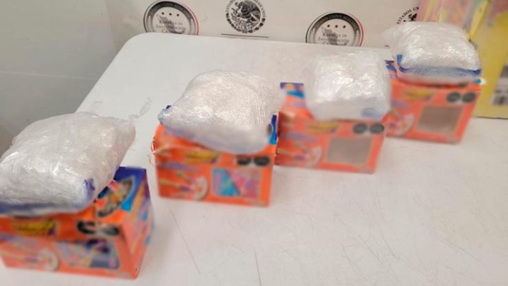 Hallan dr0g4 oculta en cajas de dulces durante operativo 1