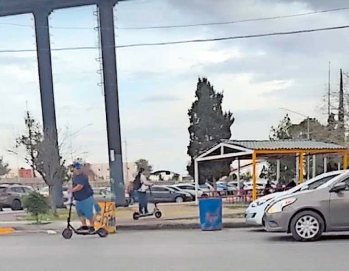 Scooters eléctricos crecen en Juárez, pero nadie sabe dónde deben circular 1