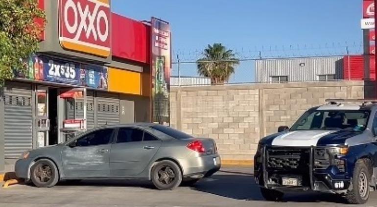 Irrumpen y saquean OXXO junto al Parque Central en Ciudad Juárez 1