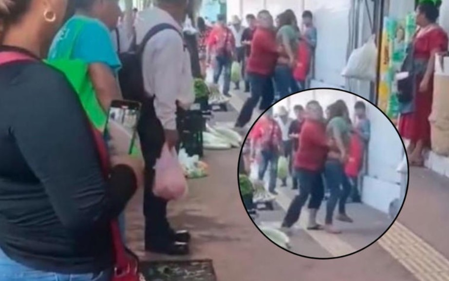 Por una inf1del1dad: mujeres terminan a g0lpes frente a mercado y acaban detenidas 1