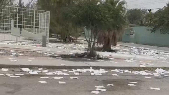 De los cuadernos al bote: limpian parque afectado por desechos escolares 1