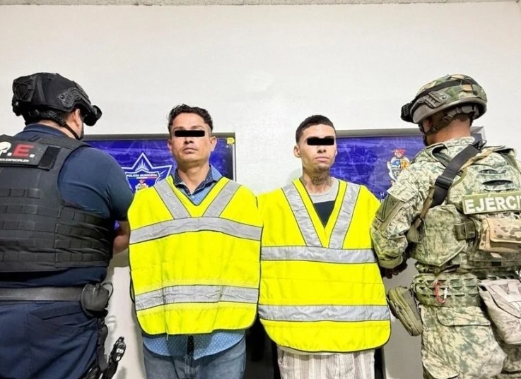 Detienen a dos con cr1st4l tras operativo en Parajes de San Isidro 2