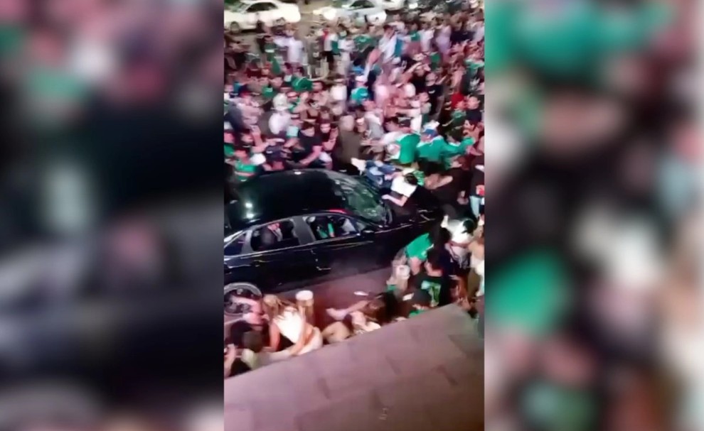 Conductor atr0p3lla a 17 personas durante festejos por triunfo de México en Cabo San Lucas 1