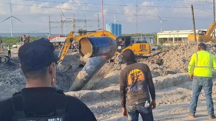 Padre entra a ducto y encuentra el cuerpo de su hijo desaparecido