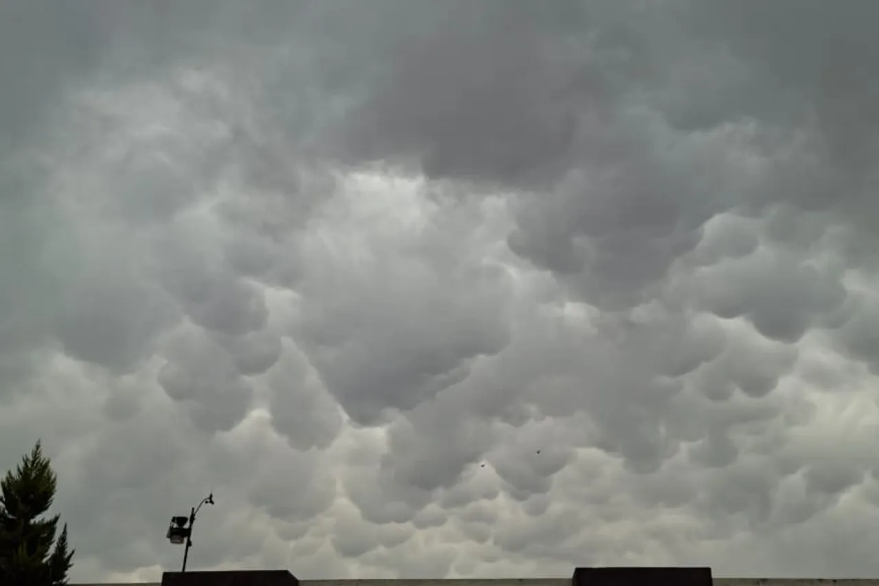 Alerta en Chihuahua: pronostican lluvias fuertes, granizo y vientos de hasta 55 km/h