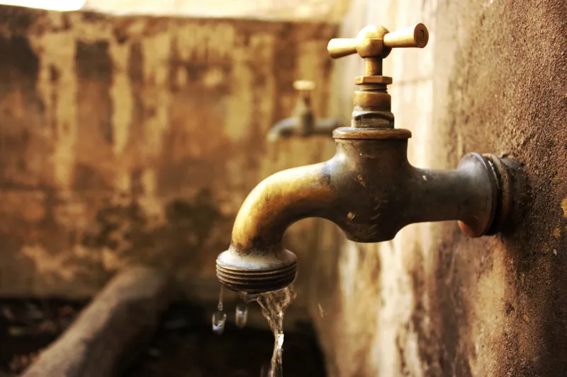 JMAS suspenderá el agua en estas colonias de Juárez este martes
