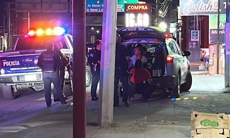 Detienen a mujer ebr1a tras agr3dir a policías cerca del puente Zaragoza 1