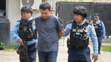 El hombre, originario de Culiacán, presuntamente utilizaba un programa instalado en su teléfono celular para acceder a los sistemas bancarios y retirar dinero sin tarjetas.