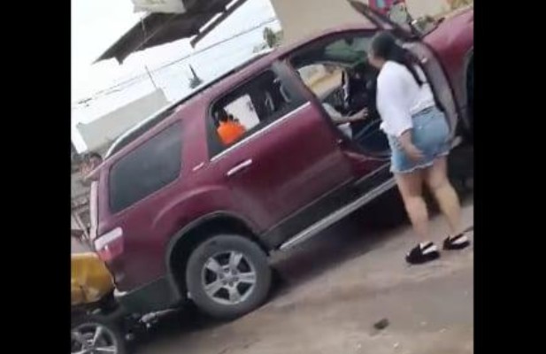 Un fuerte ch0que entre dos vehículos en el Arroyo de las Víboras