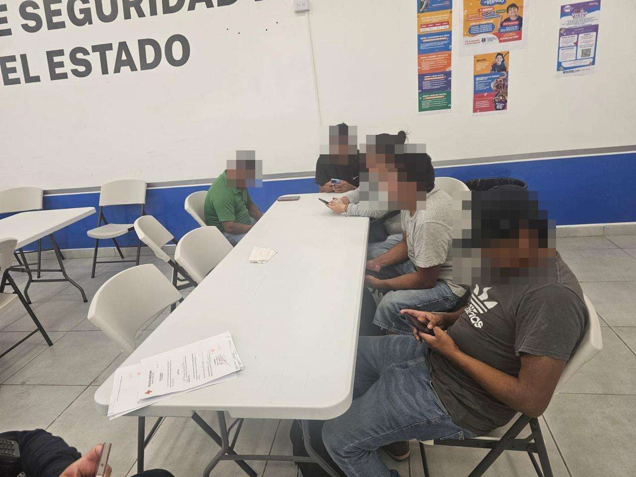 Policía Estatal auxilia a cinco m1grant3s en la Franja del Río 2