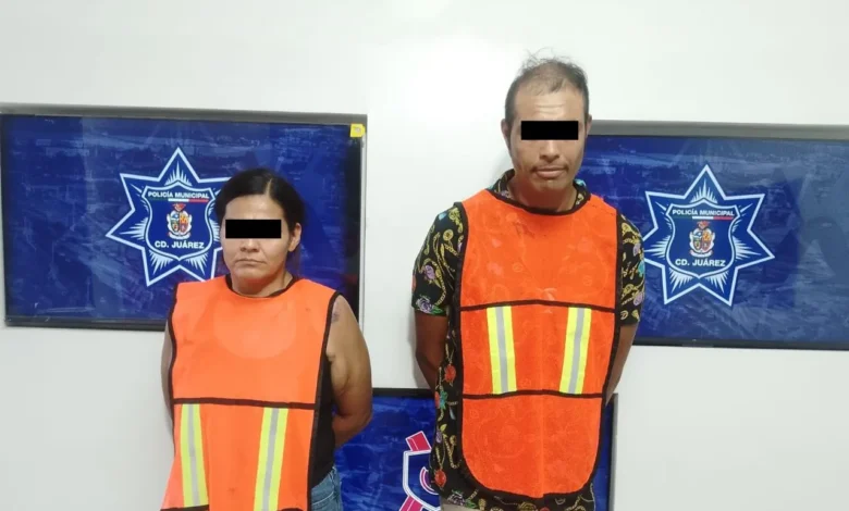 Cae pareja robando equipo de una maquiladora en una carriola en Juárez 1