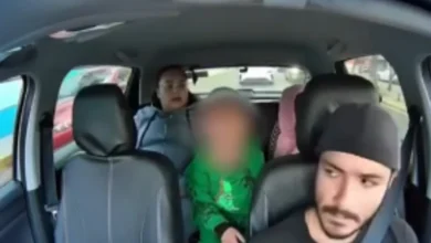 Pasajera discute con conductor tras pedirle que calmara a su hijo 99 Pasajera discute con conductor tras pedirle que calmara a su hijo