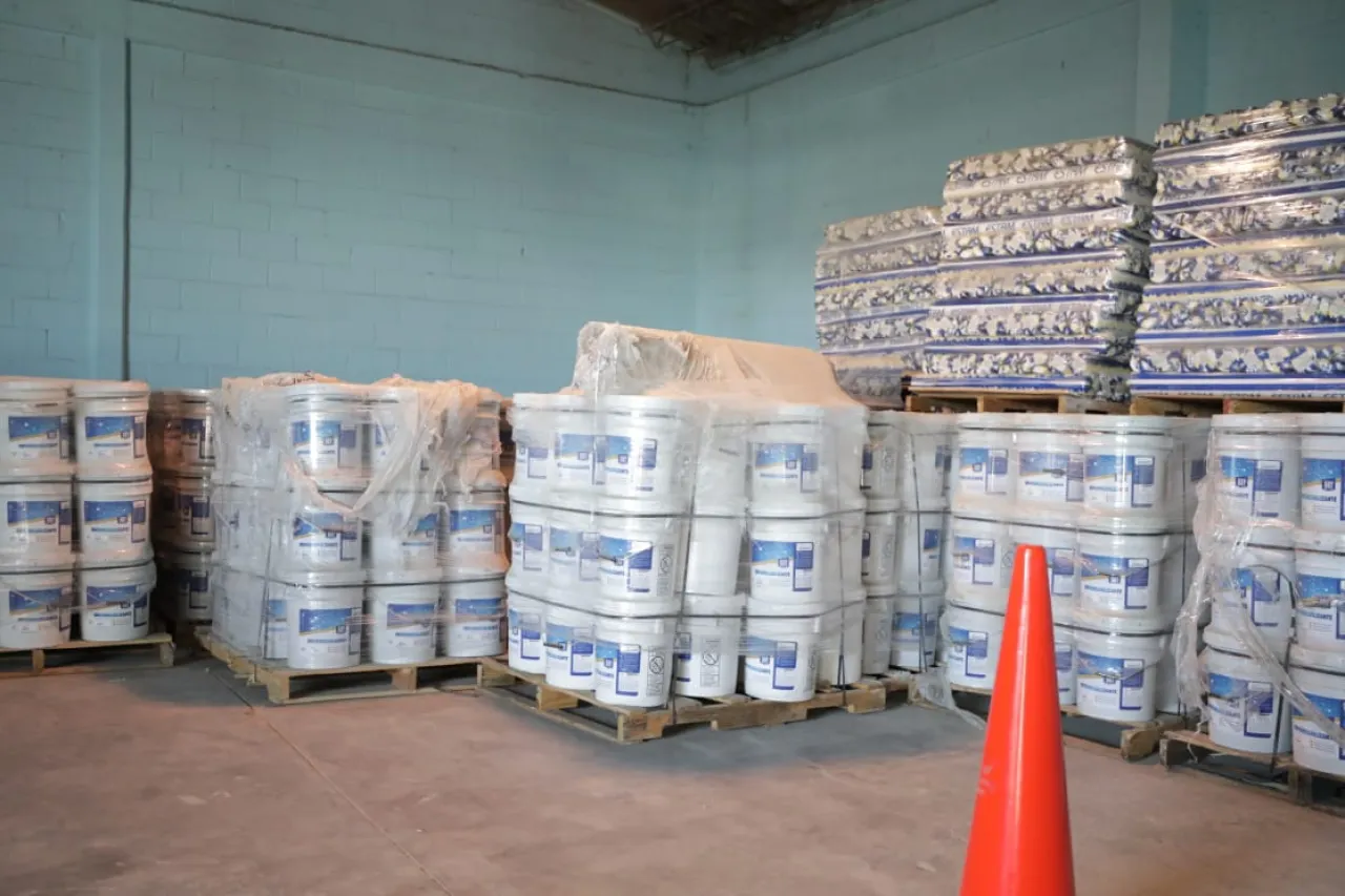 El Gobierno Municipal de Ciudad Juárez entrega mil kits gratuitos de impermeabilizante. Conoce los requisitos, qué incluye el apoyo y dónde realizar la solicitud.