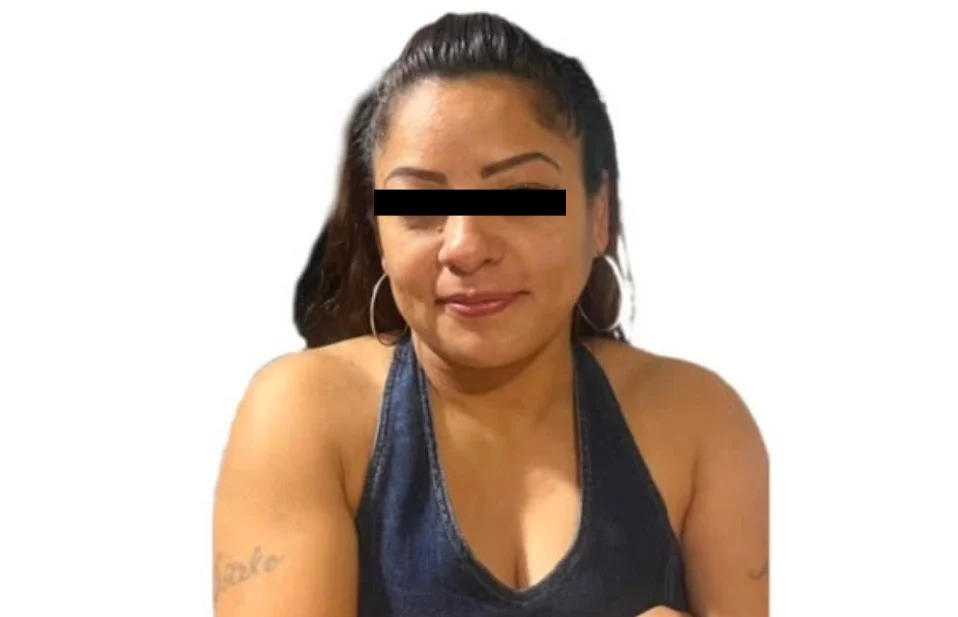 La Fiscalía confirmó que la mujer localizada sin vida en la carretera Chihuahua-Cuauhtémoc era Jessica Paola S. N., quien estaba desaparecida desde noviembre. Las investigaciones continúan.